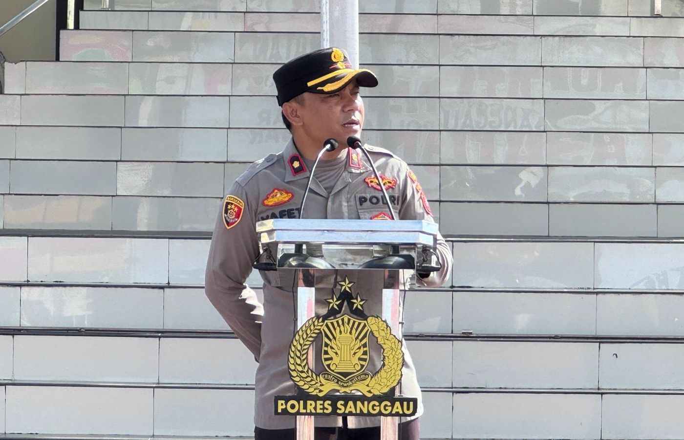 Wakapolres Sanggau Tegaskan Komitmen Profesionalisme dan Sinergi Antarinstansi dalam Apel Jam Pimpinan
