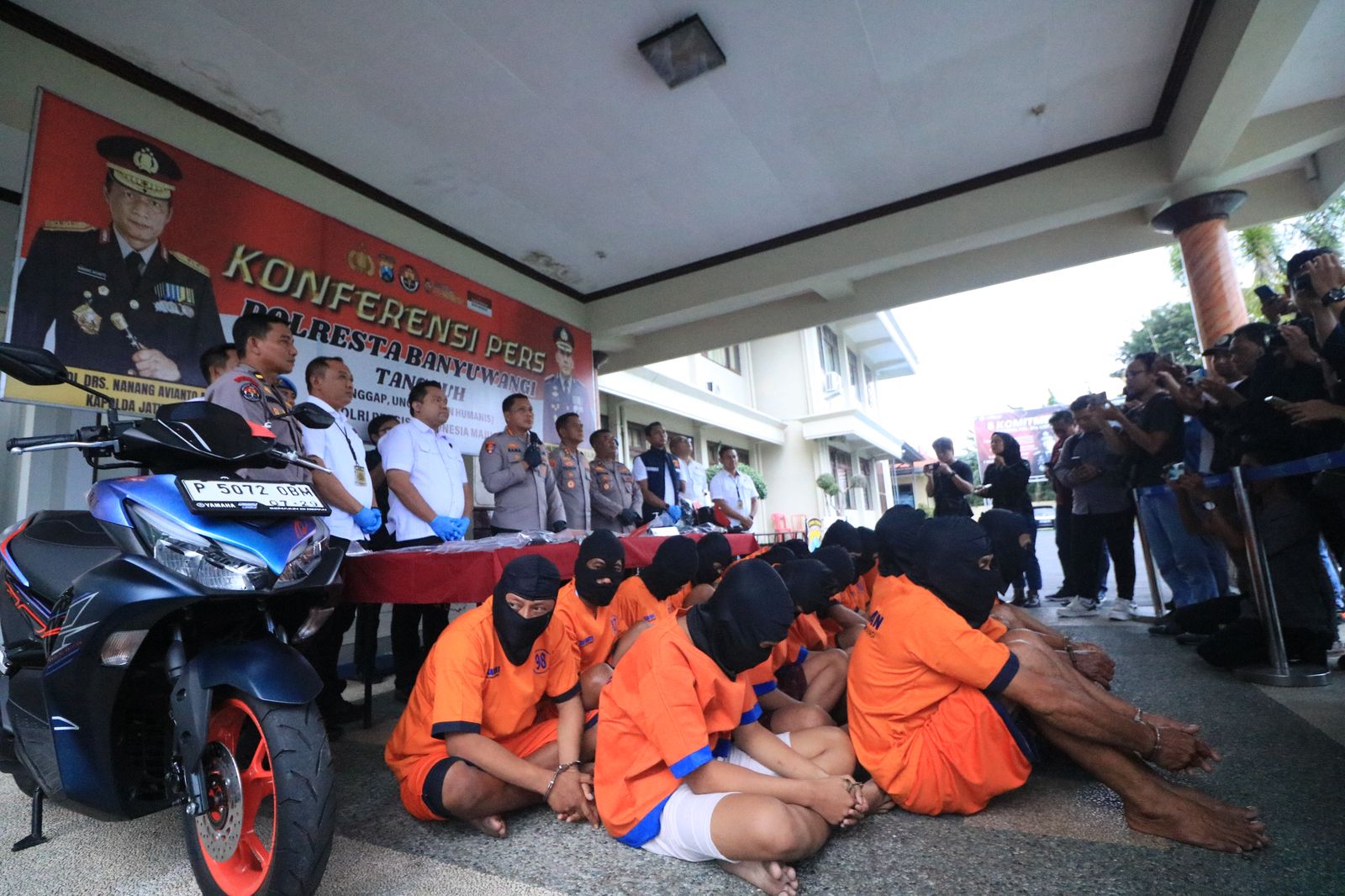 Operasi Pekat Semeru II 2025: Polresta Banyuwangi Ungkap 37 Tersangka, Termasuk Kasus Perampasan Bermodus Polisi Palsu